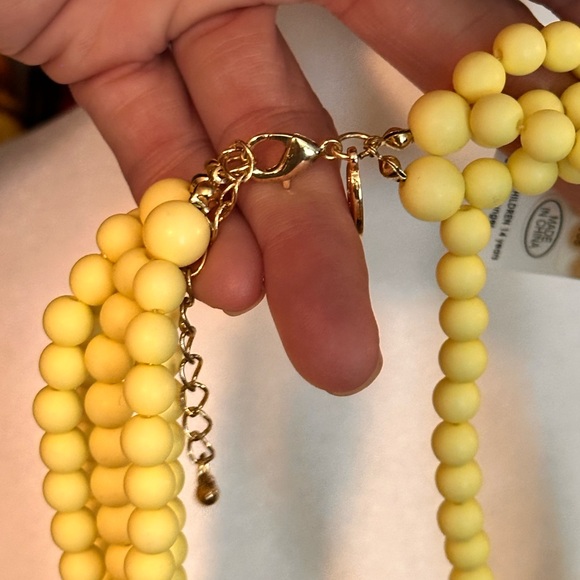 273A Lisa E Multilayer Sunflower Yellow Five Graduated Beaded Gold tone Necklace - Picture 5 of 6